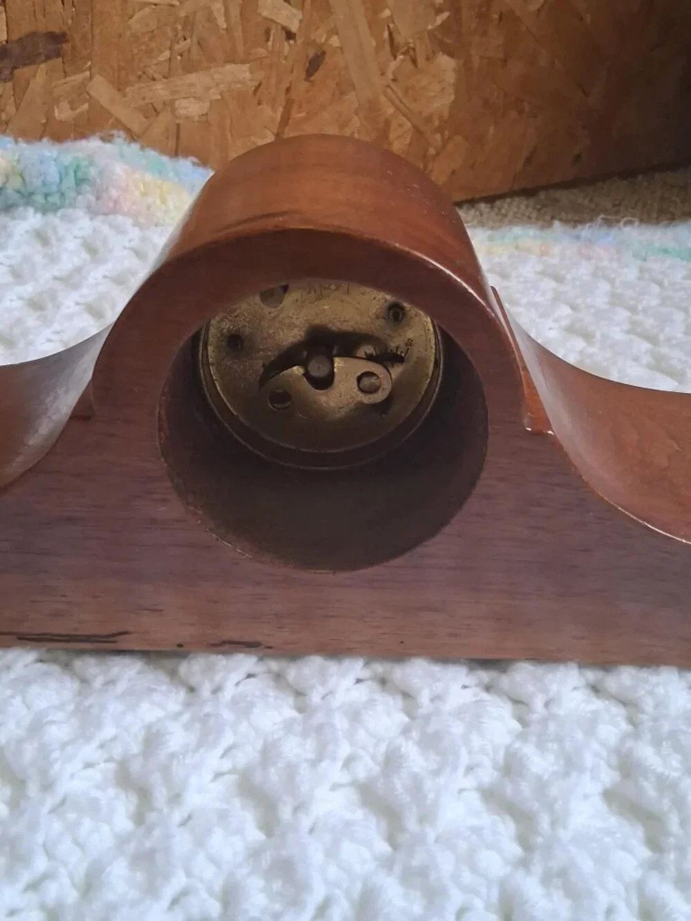 MANTLE CLOCK-'non' working clock-decor only!!